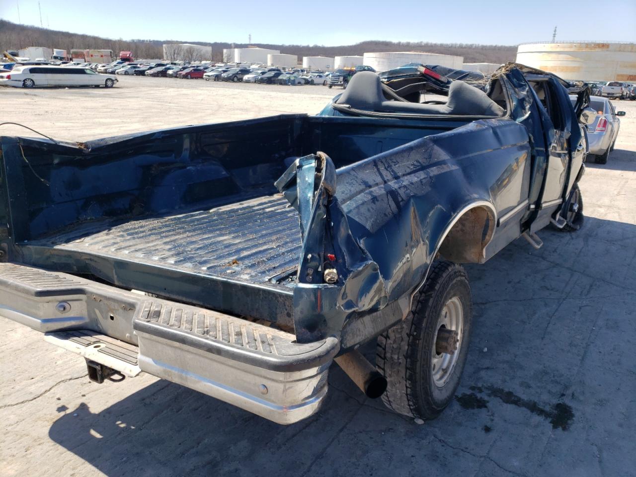 Photo 10 from auction – 1997 FORD F350 with VIN 1FTJW36F1VEA16508