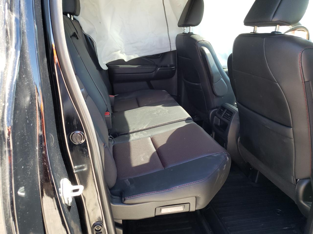 Photo 6 from auction – 2019 HONDA RIDGELINE with VIN 5FPYK3F80KB017324