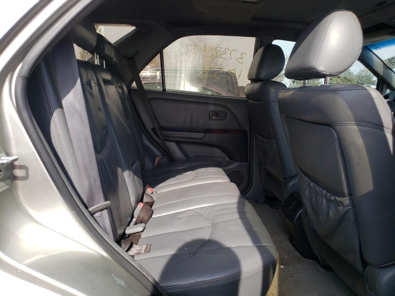 Zdjęcie 6 z aukcji – 2000 LEXUS RX 300 z VIN JT6HF10U8Y0155831