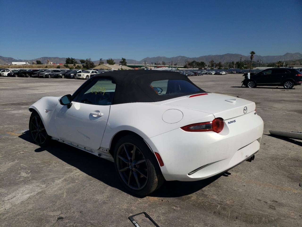 Photo 3 from auction – 2016 MAZDA MX-5 MIATA with VIN JM1NDAD78G0115429