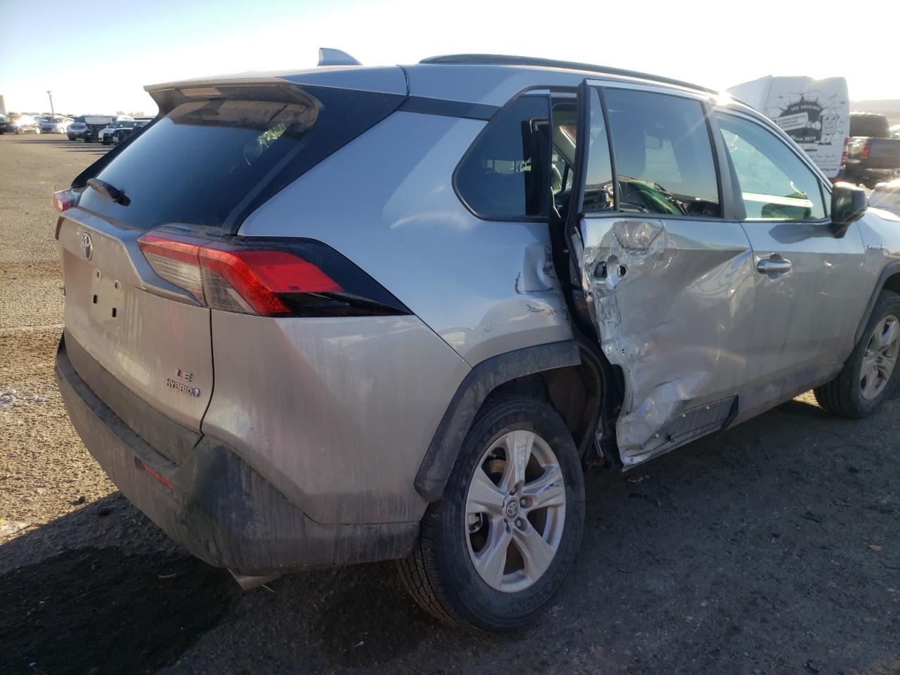 Photo 9 from auction – 2021 TOYOTA RAV4 LE with VIN 2T3LWRFV7MW127641