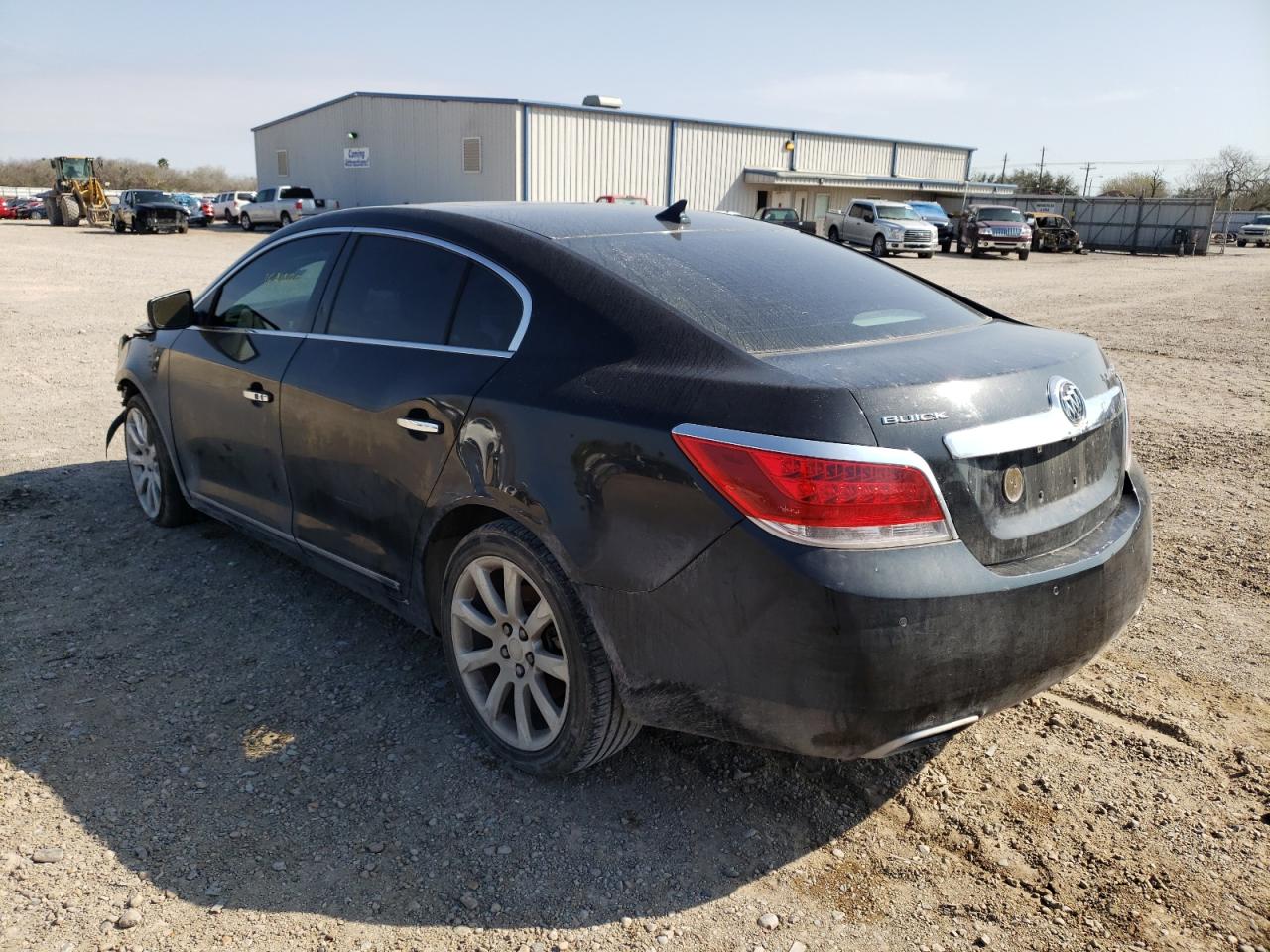 Photo 3 from auction – 2010 BUICK LACROSSE C with VIN 1G4GE5EV1AF181539