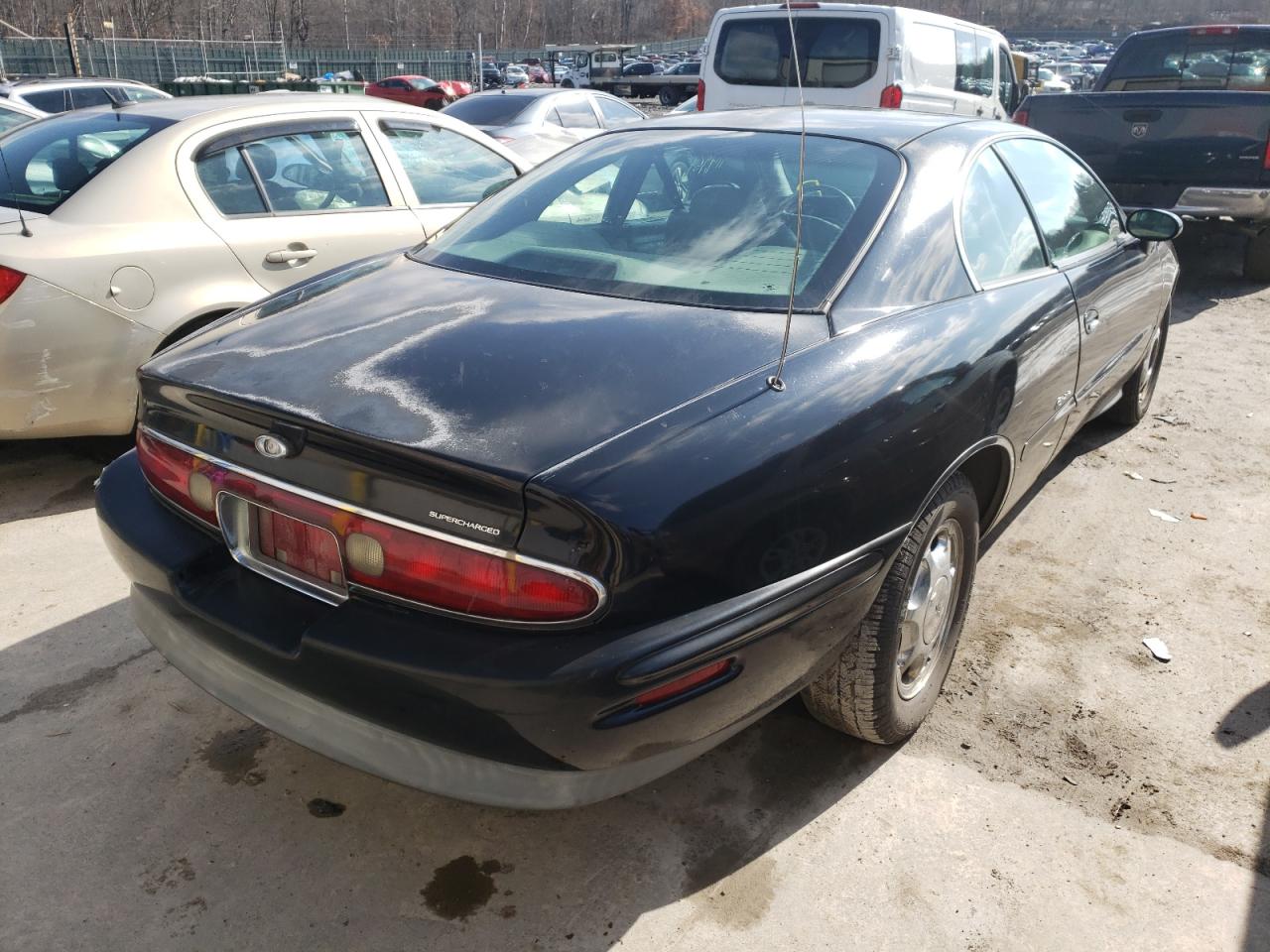 Photo 4 from auction – 1998 BUICK RIVIERA with VIN 1G4GD2212W4710566