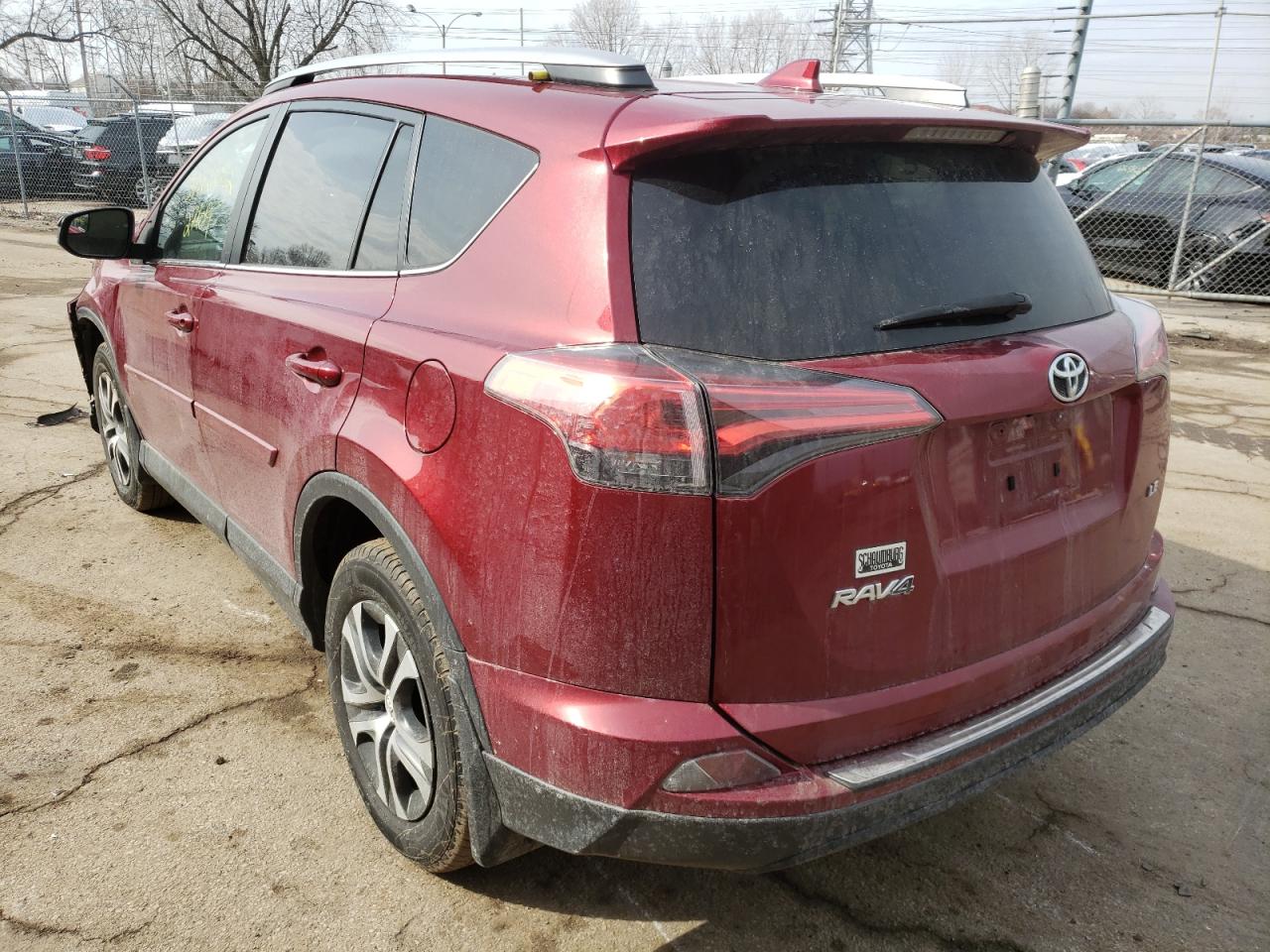 Photo 3 from auction – 2018 TOYOTA RAV4 LE with VIN 2T3ZFREV3JW517949