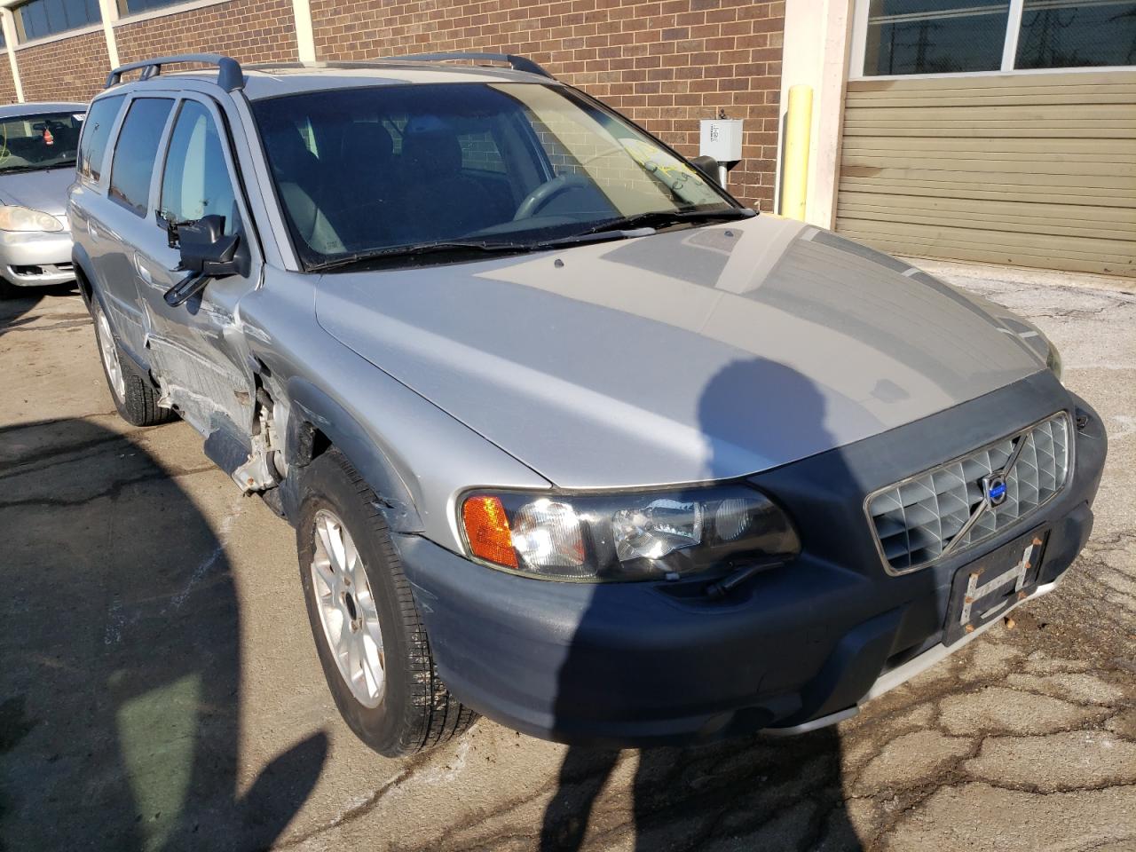 Photo 1 from auction – 2004 VOLVO XC70 with VIN YV1SZ59HX41158909