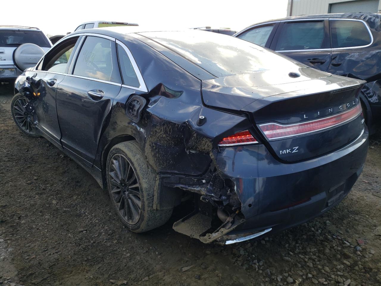 Photo 3 from auction – 2013 LINCOLN MKZ with VIN 3LN6L2G9XDR806589
