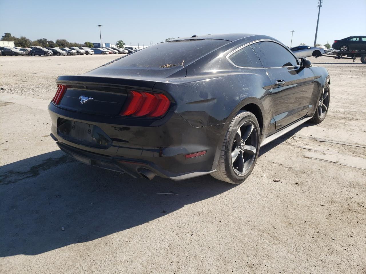Photo 4 from auction – 2020 FORD MUSTANG with VIN 1FA6P8TH5L5103546