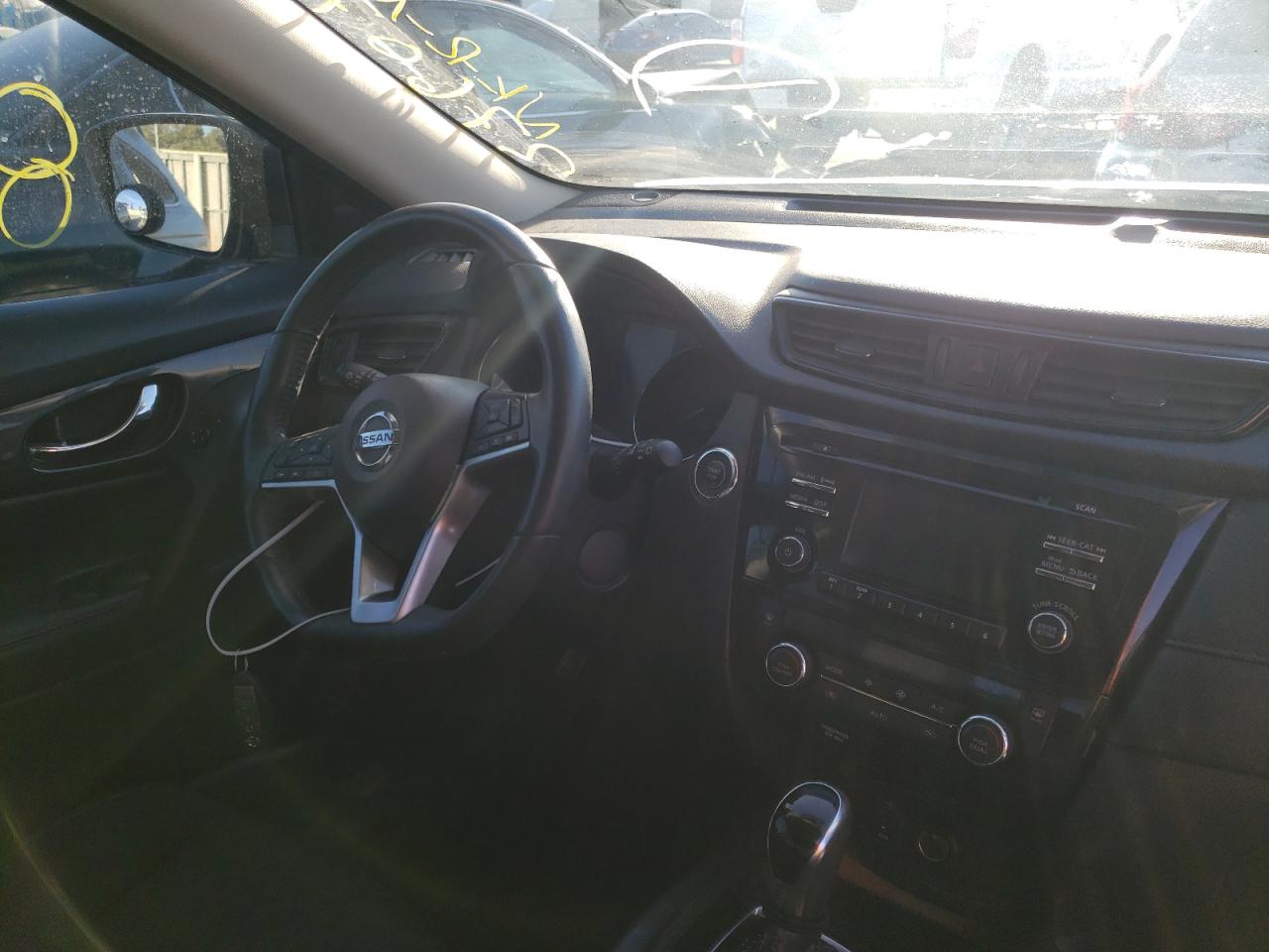 Photo 9 from auction – 2017 NISSAN ROGUE S with VIN KNMAT2MT3HP571867