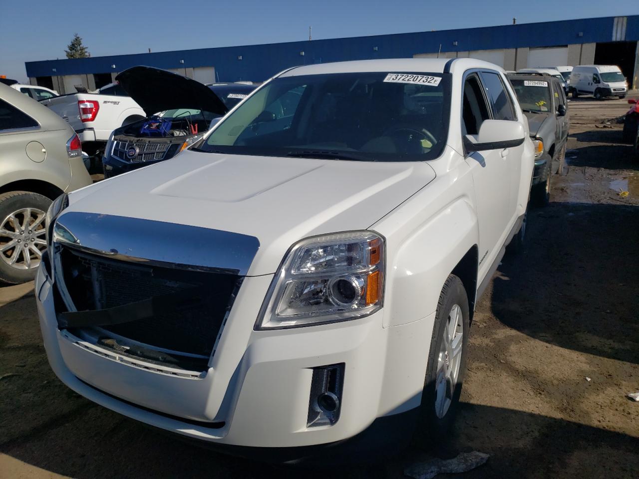 Photo 2 from auction – 2015 GMC TERRAIN SL with VIN 2GKALMEK0F6399705