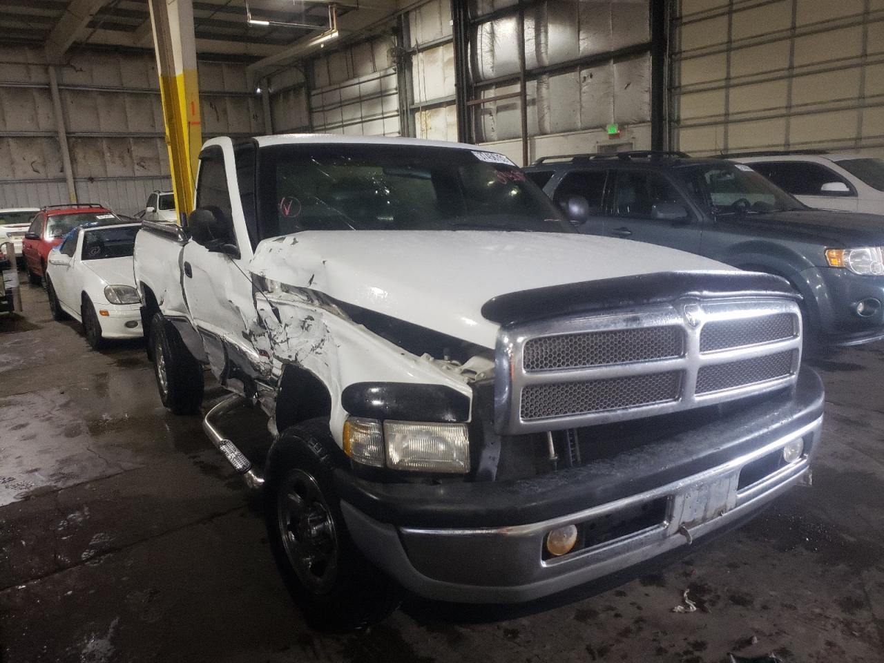 DODGE RAM 1500 2000 with VIN 1B7HC16YXYS535348 - Photo from auction
