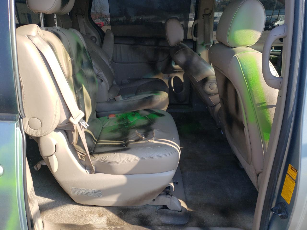 Photo 6 from auction – 2008 TOYOTA SIENNA XLE with VIN 5TDBK22C38S010083