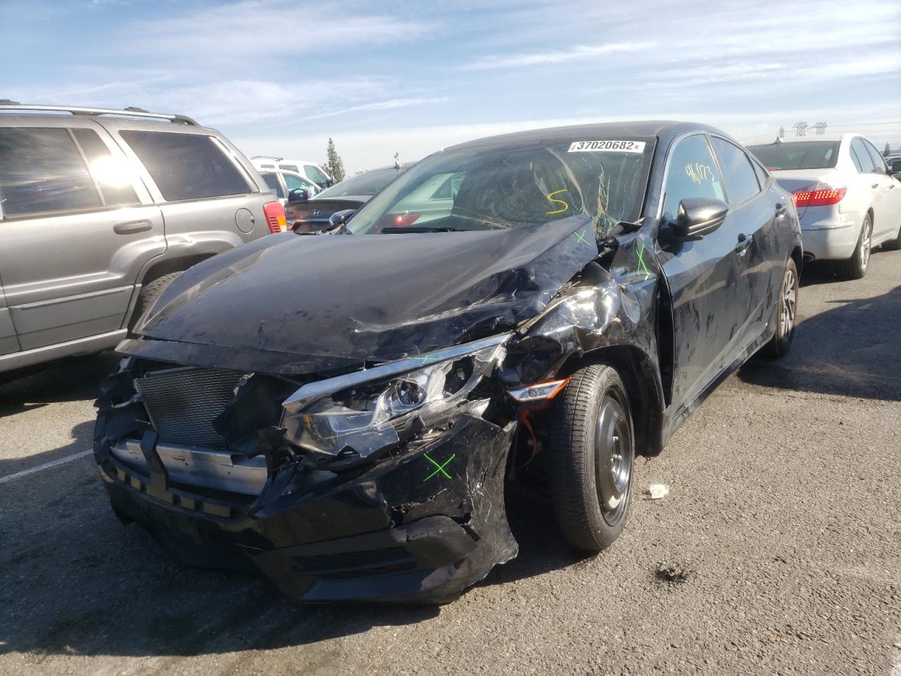 Photo 2 from auction – 2018 HONDA CIVIC EX with VIN 2HGFC2F70JH564814