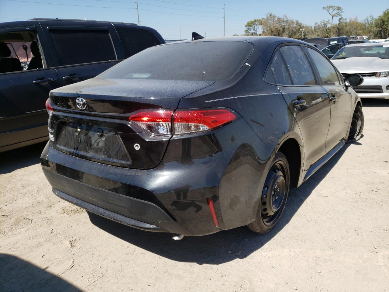 Photo 4 from auction – 2022 TOYOTA COROLLA L with VIN 5YFDPMAE2NP273646