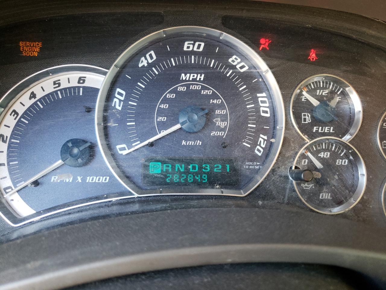 Photo 8 from auction – 2002 CADILLAC ESCALADE L with VIN 1GYEK63N12R218547