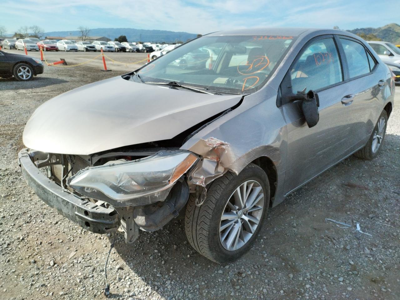 Photo 2 from auction – 2015 TOYOTA COROLLA L with VIN 2T1BURHE3FC393783