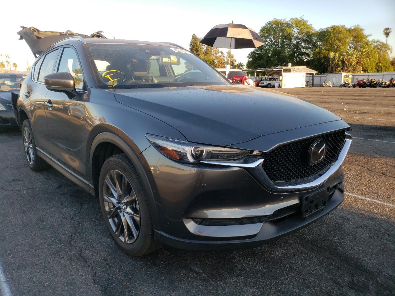Photo 1 from auction – 2021 MAZDA CX-5 SIGNA with VIN JM3KFBEYXM0304774