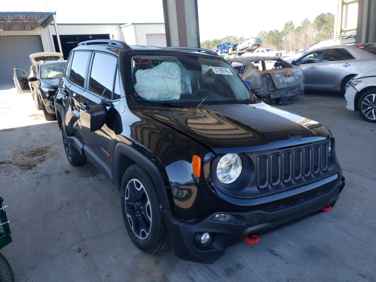 JEEP RENEGADE T 2017 with VIN ZACCJBCB6HPG61122 - Photo from auction