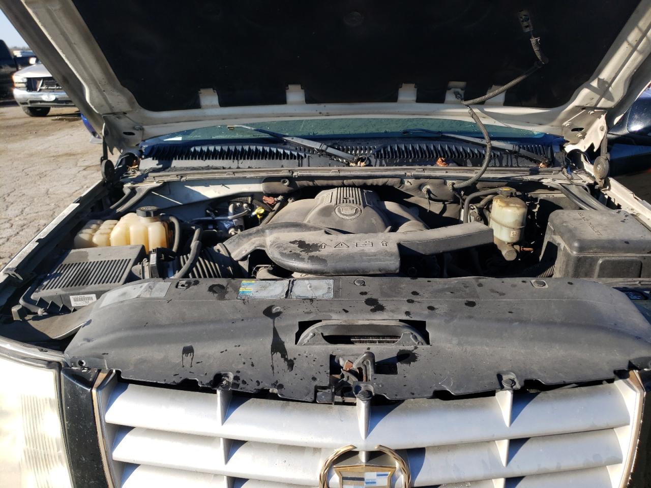 Photo 7 from auction – 2002 CADILLAC ESCALADE L with VIN 1GYEK63N12R218547