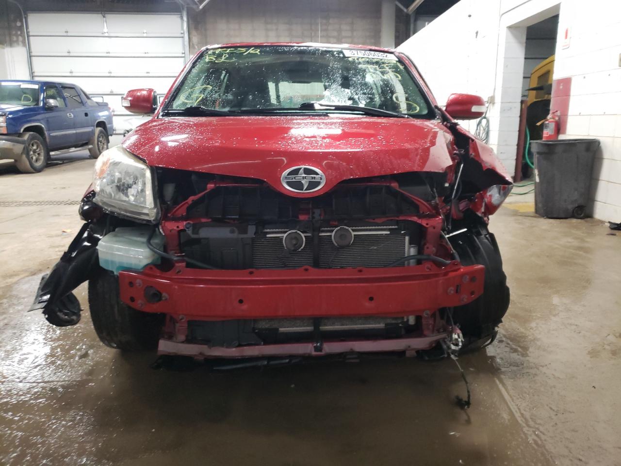 Photo 9 from auction – 2010 TOYOTA SCION XD with VIN JTKKU4B41A1005877