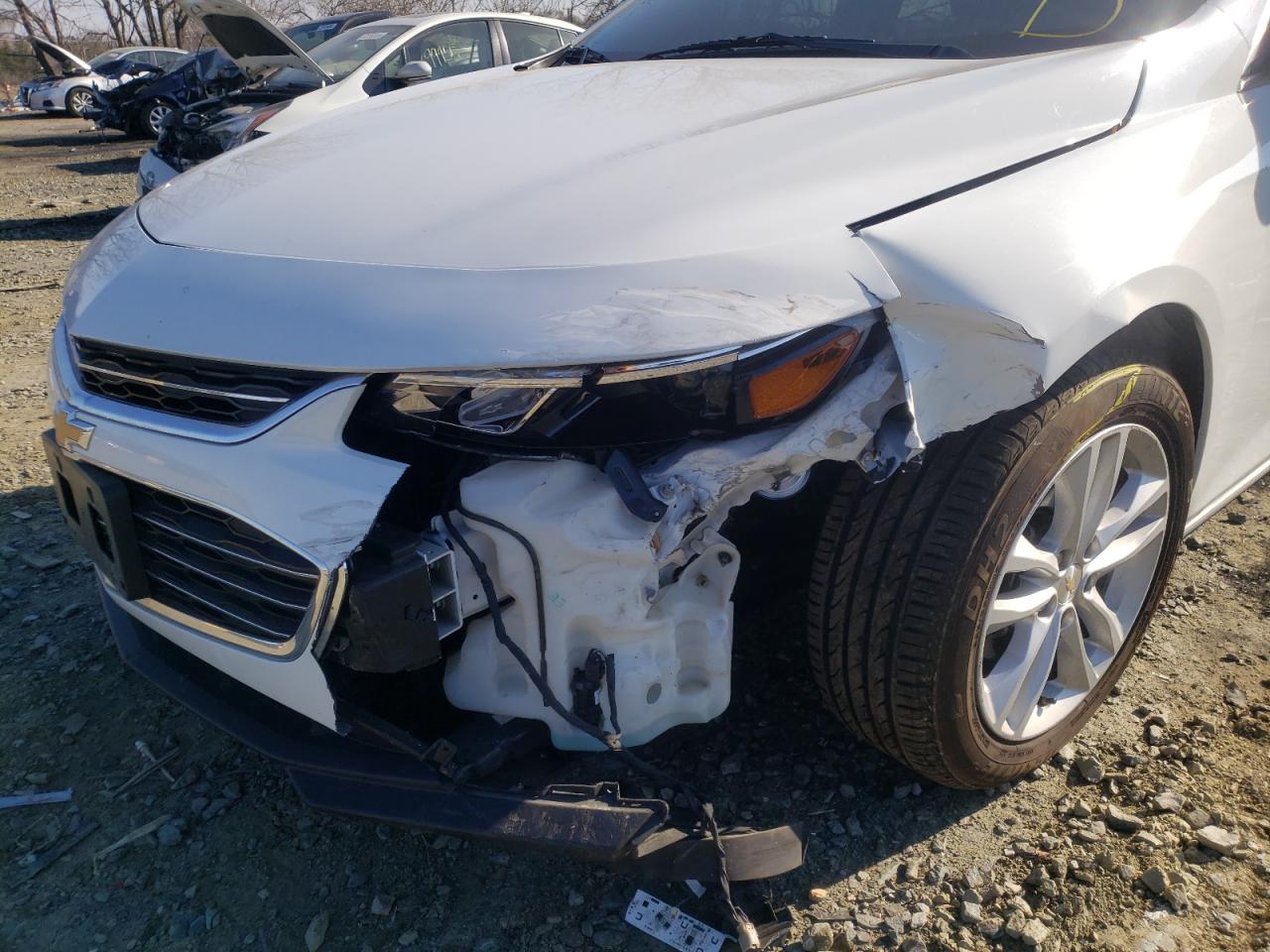 Photo 9 from auction – 2018 CHEVROLET MALIBU LT with VIN 1G1ZD5ST9JF266477
