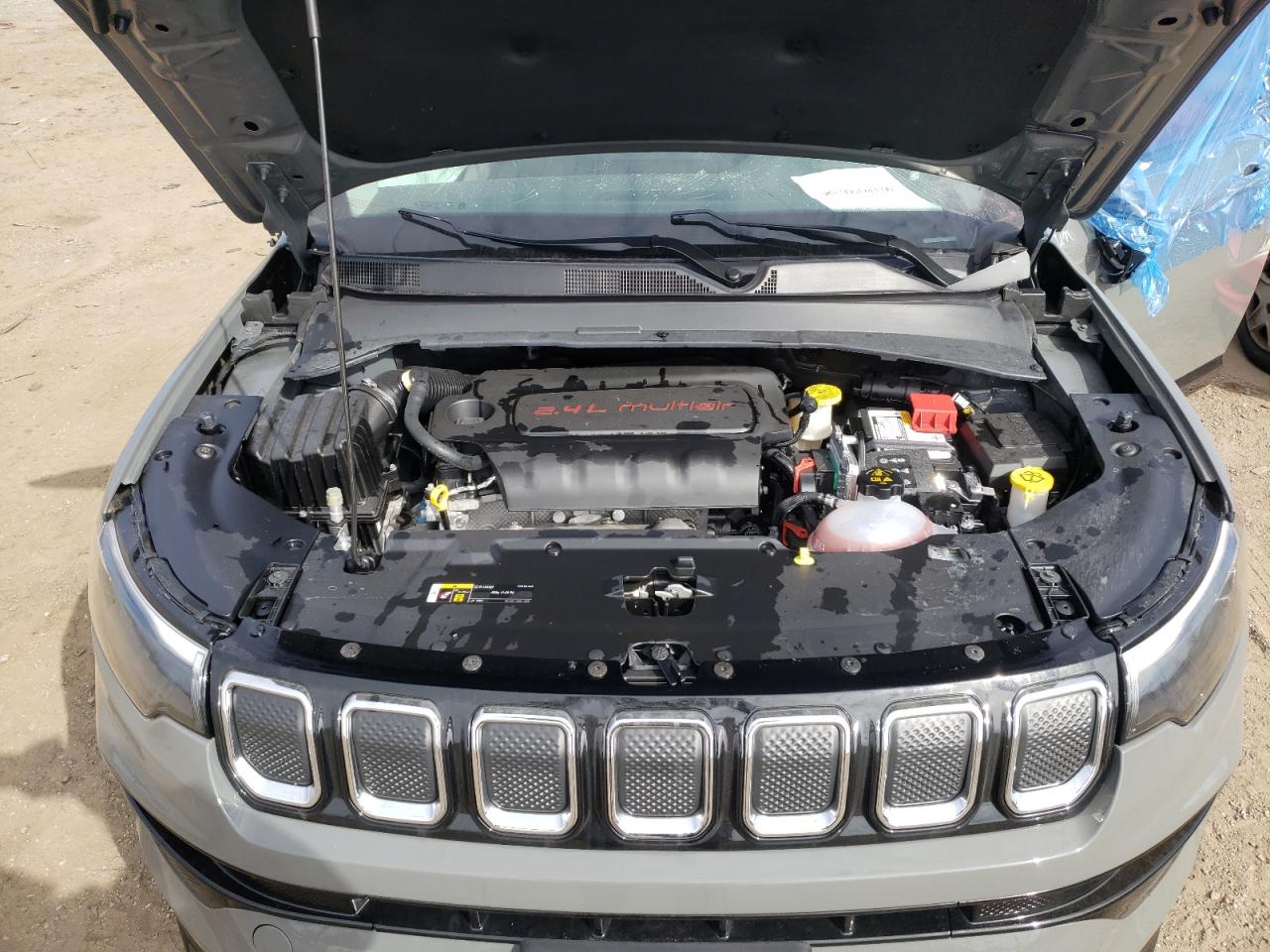 Photo 7 from auction – 2022 JEEP COMPASS LI with VIN 3C4NJDCB8NT117360