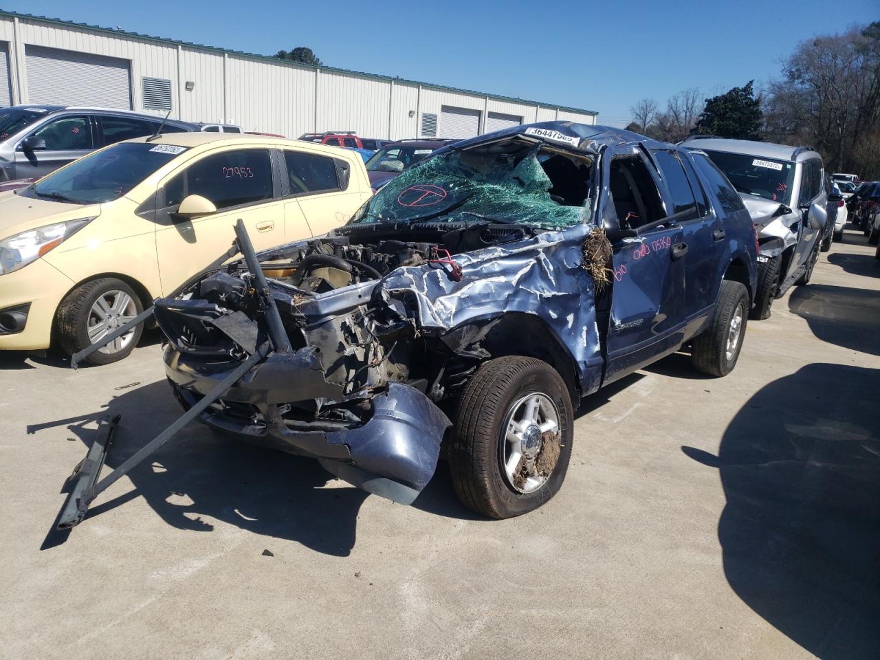 Photo 2 from auction – 2005 FORD EXPLORER X with VIN 1FMZU73K35ZA19741