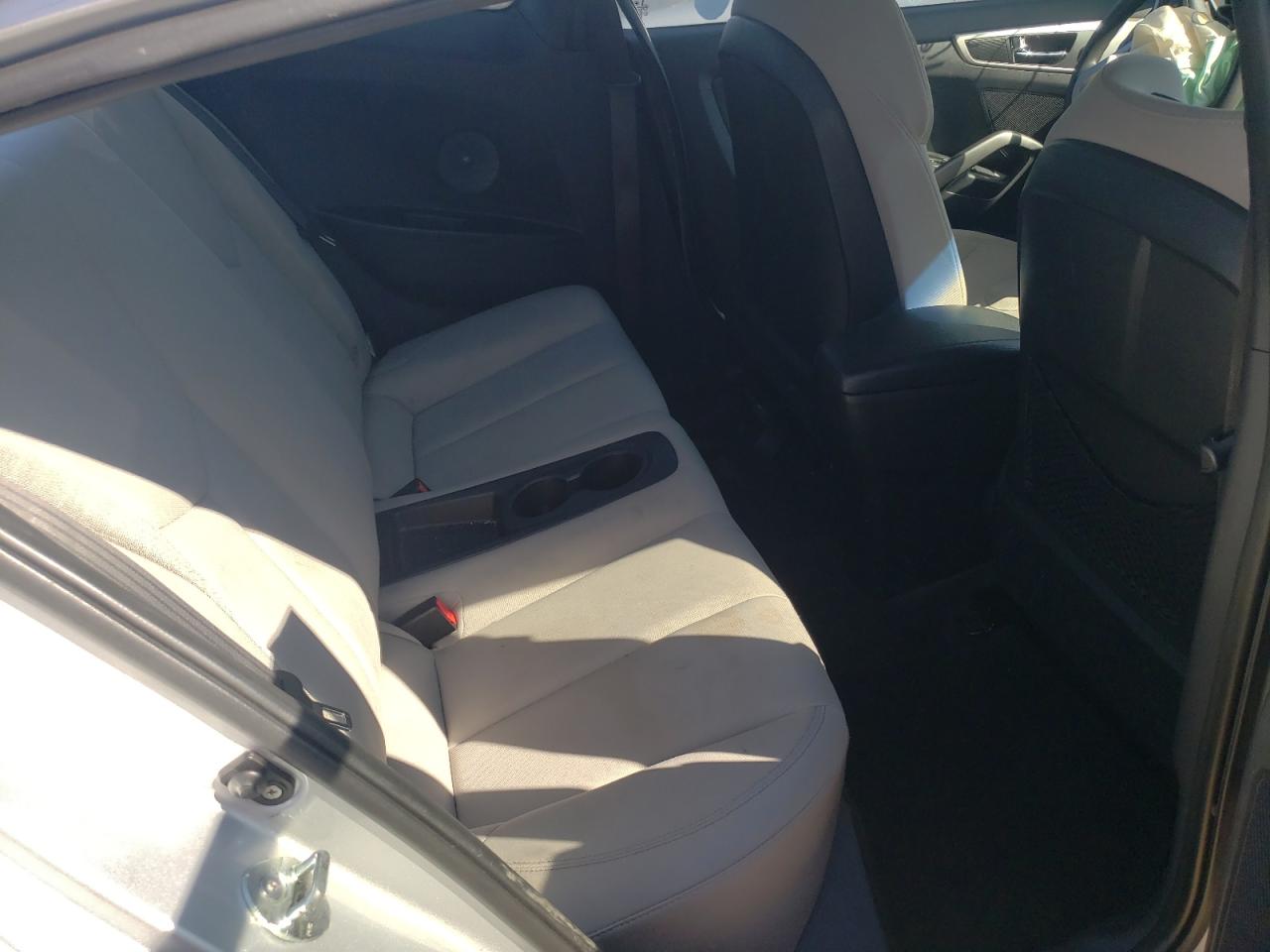 Photo 6 from auction – 2012 HYUNDAI VELOSTER with VIN KMHTC6AD0CU071863