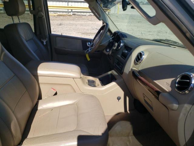 Photo 5 from auction – 2005 FORD EXPEDITION with VIN 1FMFU19565LB01371