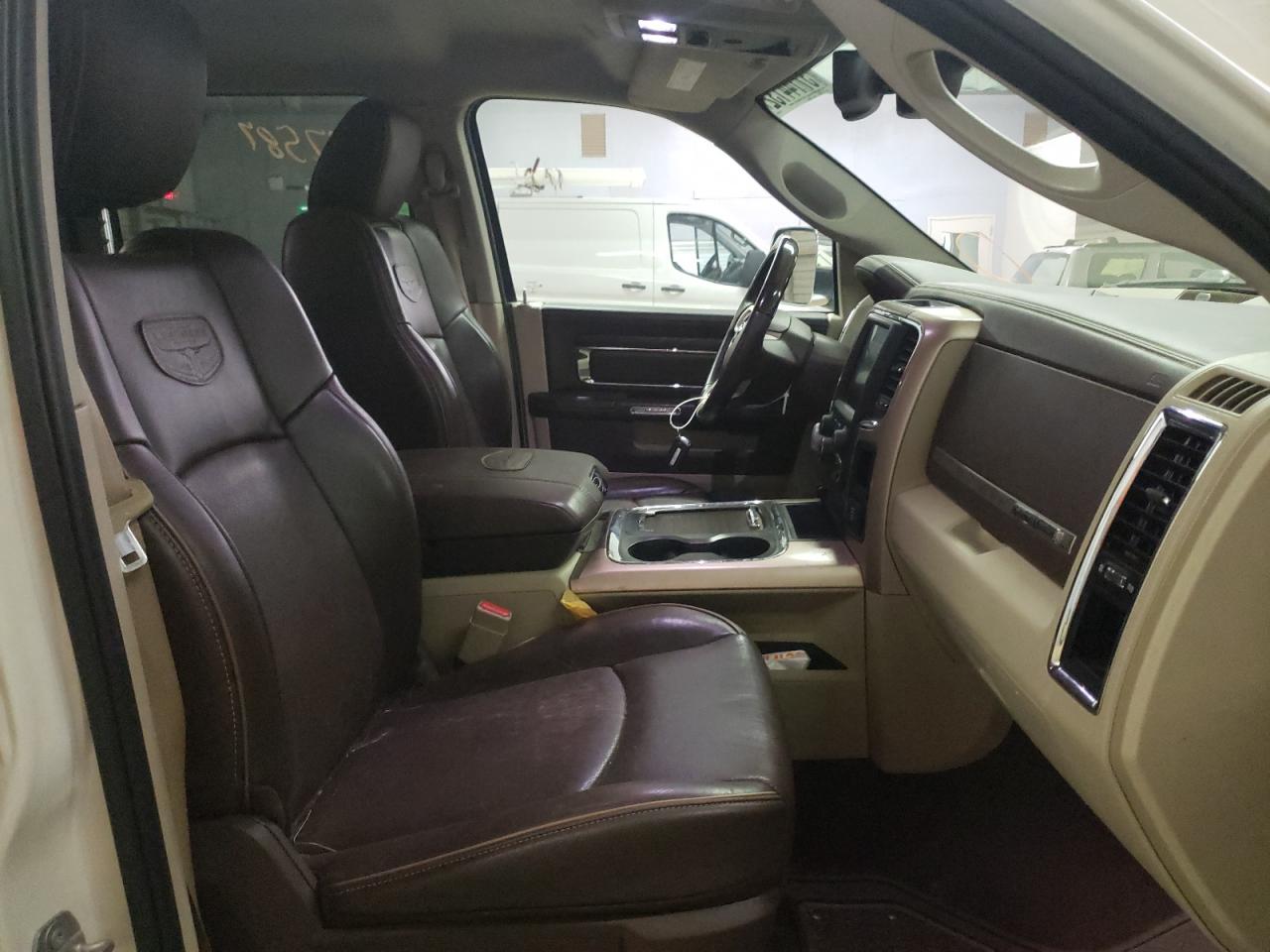 Photo 5 from auction – 2017 RAM 1500 LONGH with VIN 1C6RR7PT5HS690339