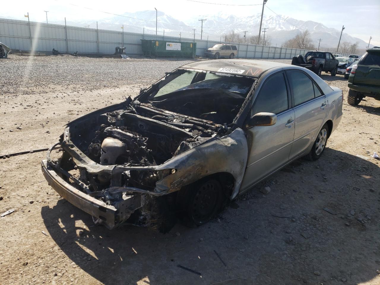 Photo 2 from auction – 2002 TOYOTA CAMRY LE with VIN 4T1BE32K62U112609