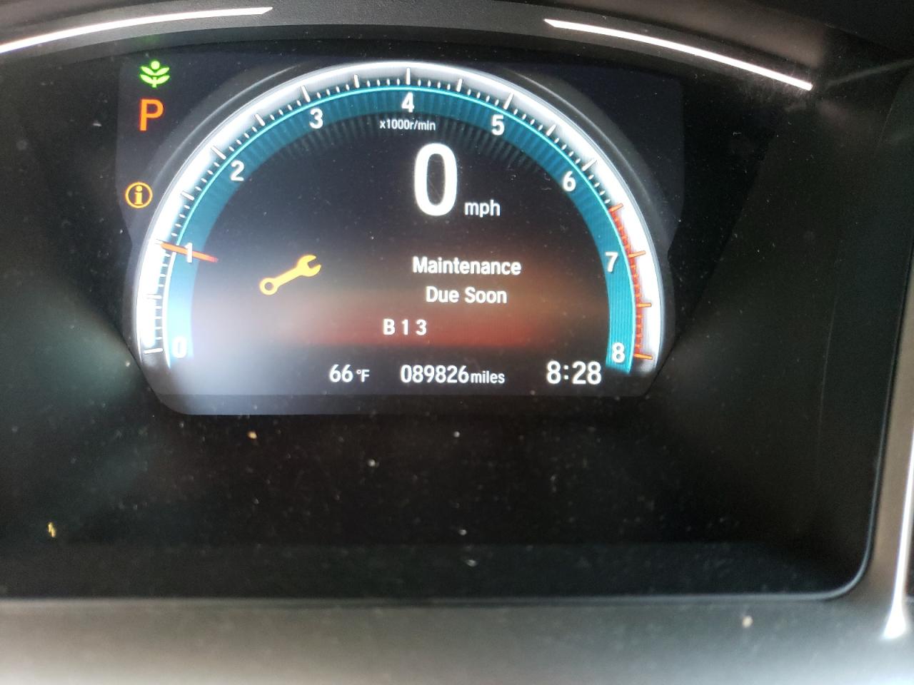 Photo 8 from auction – 2017 HONDA CIVIC EXL with VIN 2HGFC1F77HH643675