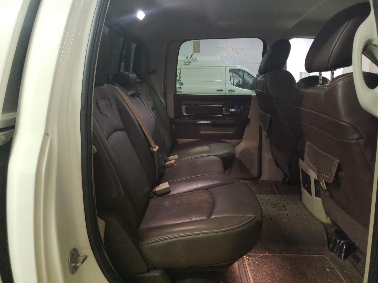 Photo 6 from auction – 2017 RAM 1500 LONGH with VIN 1C6RR7PT5HS690339