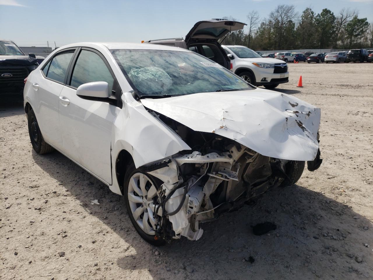 TOYOTA COROLLA L 2016 with VIN 5YFBURHEXGP420480 - Photo from auction