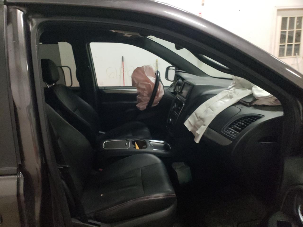 Photo 5 from auction – 2017 DODGE GRAND CARA with VIN 2C4RDGEGXHR783274