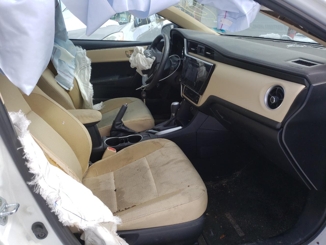 Photo 5 from auction – 2017 TOYOTA COROLLA L with VIN 2T1BURHEXHC802946