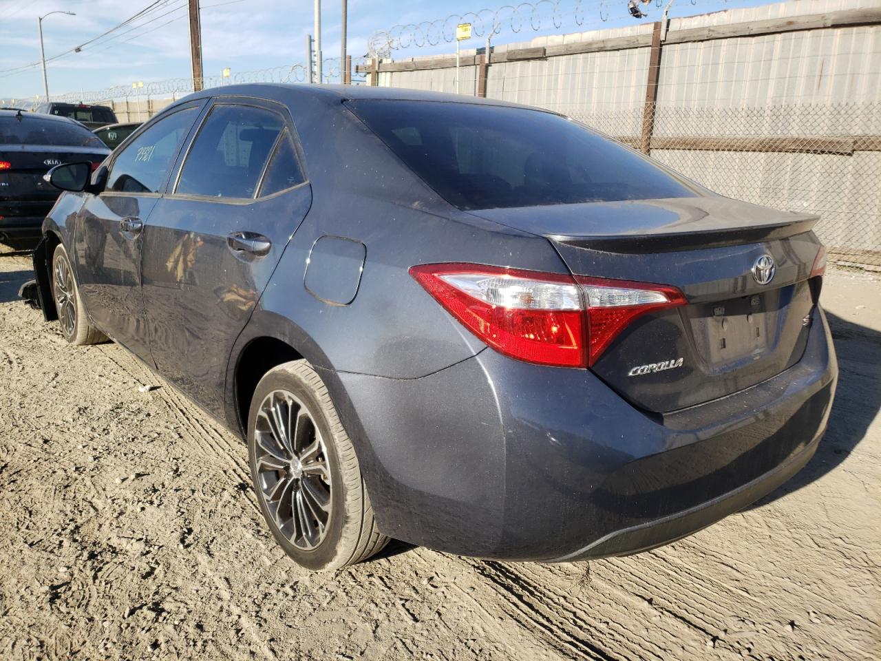 Photo 3 from auction – 2014 TOYOTA COROLLA L with VIN 5YFBURHE5EP137644