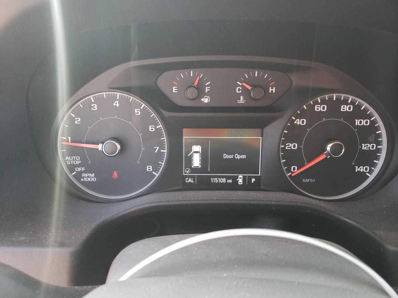 Photo 8 from auction – 2017 GMC ACADIA SLE with VIN 1GKKNKLA0HZ245760