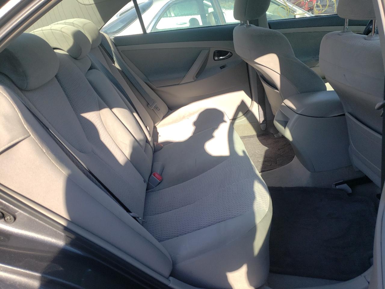 Photo 6 from auction – 2011 TOYOTA CAMRY BASE with VIN 4T1BF3EKXBU153186