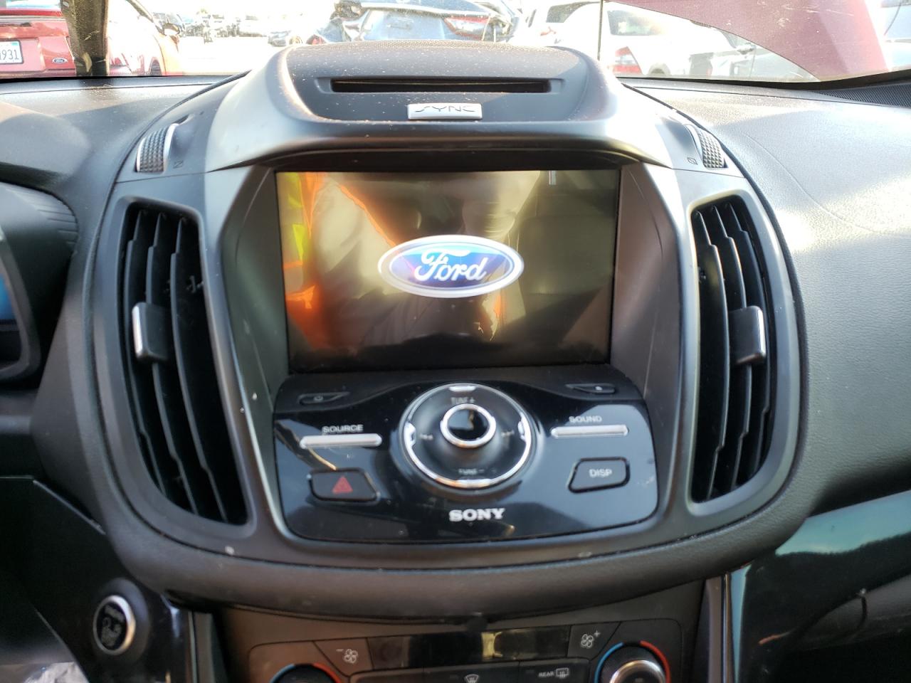 Photo 9 from auction – 2017 FORD C-MAX TITA with VIN 1FADP5FU5HL100910