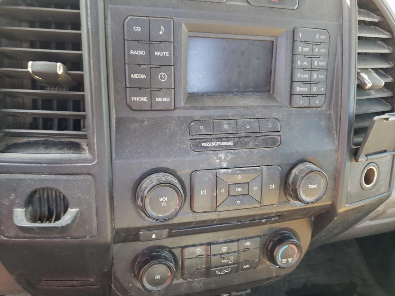Photo 9 from auction – 2017 FORD F150 with VIN 1FTMF1C82HKD96956