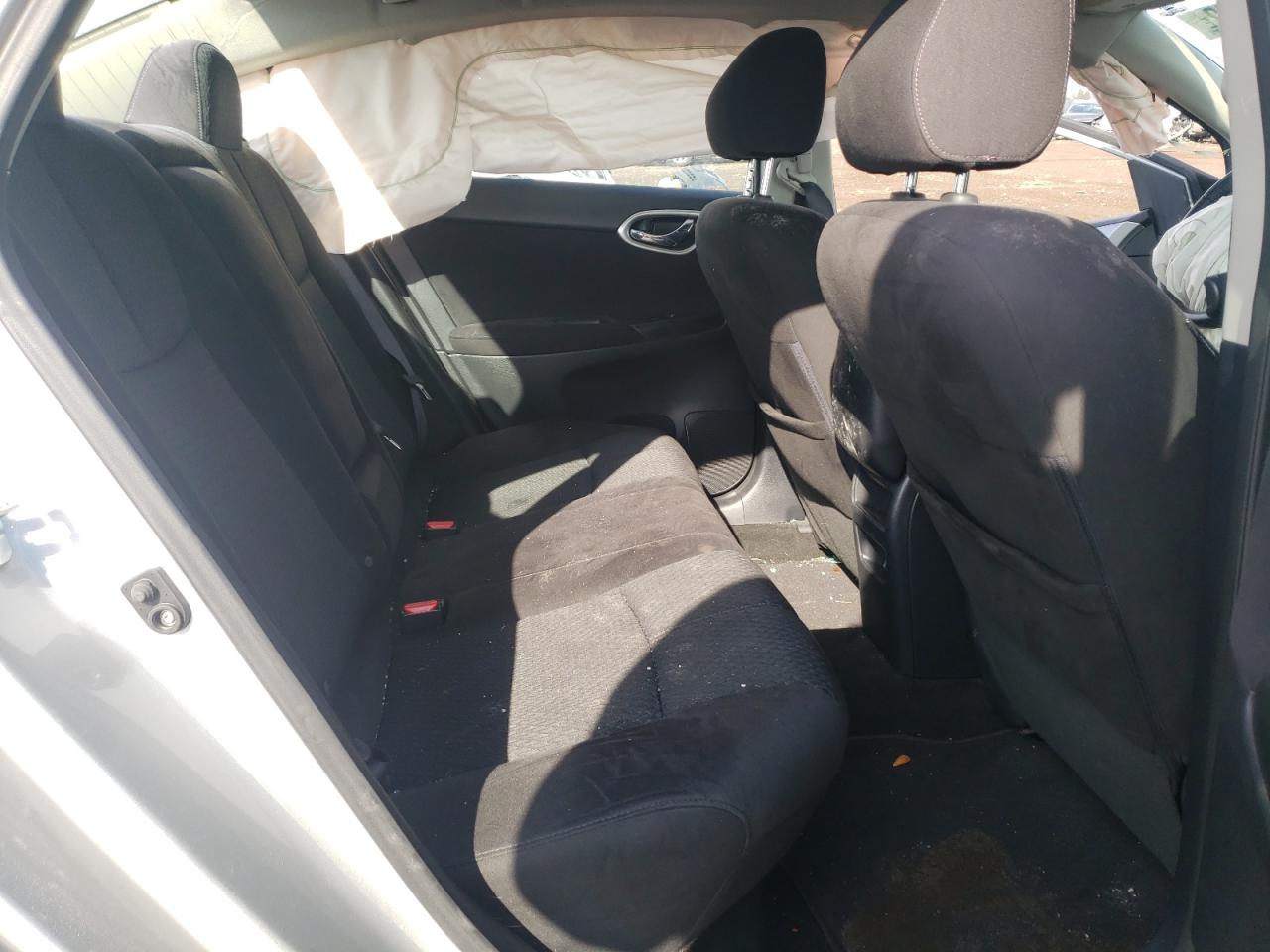 Photo 6 from auction – 2014 NISSAN SENTRA S with VIN 3N1AB7AP9EY228677