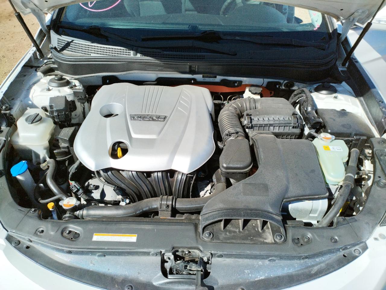 Photo 7 from auction – 2012 HYUNDAI SONATA HYB with VIN KMHEC4A45CA027338
