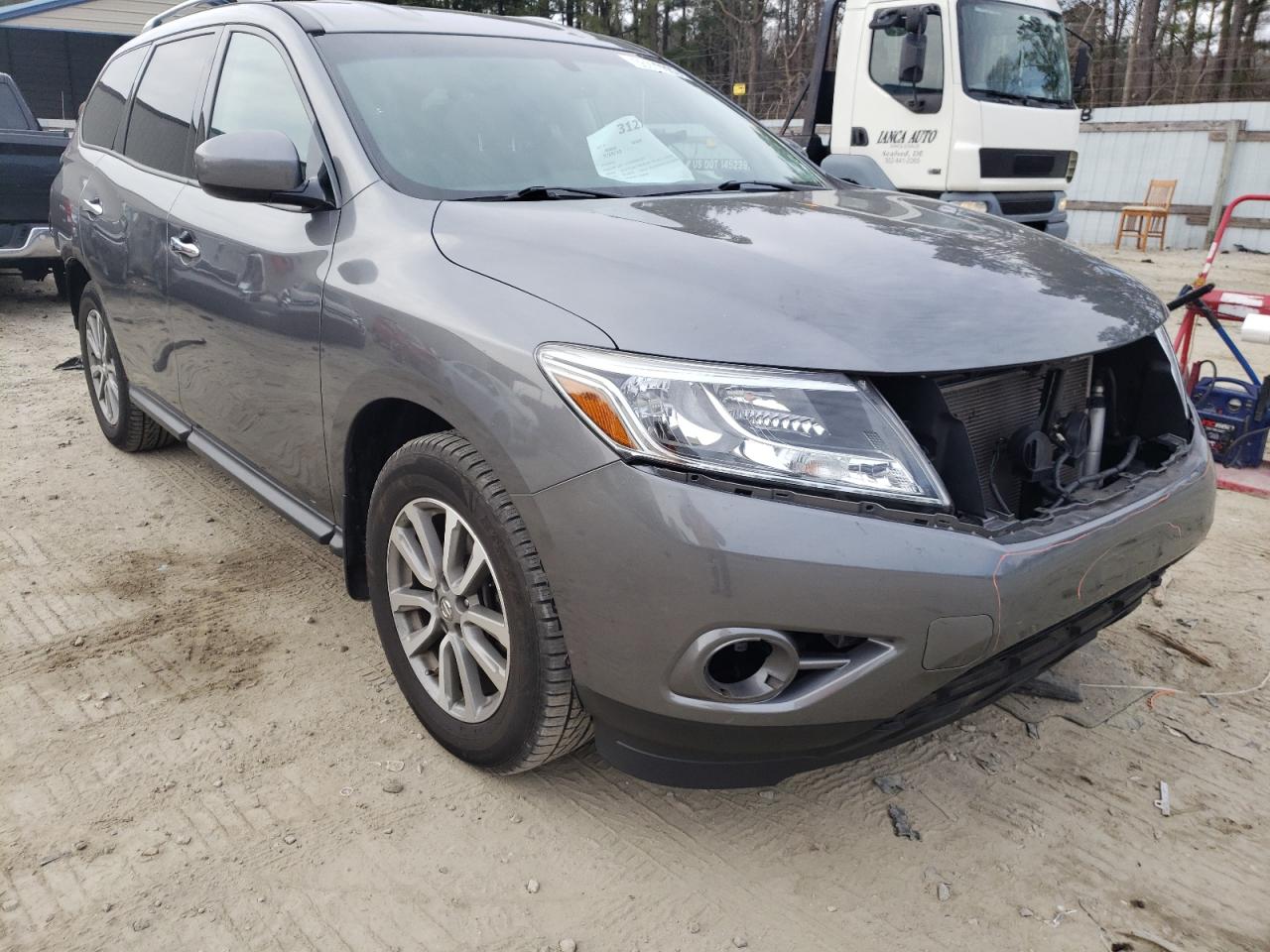 NISSAN PATHFINDER 2016 with VIN 5N1AR2MM6GC630449 - Photo from auction