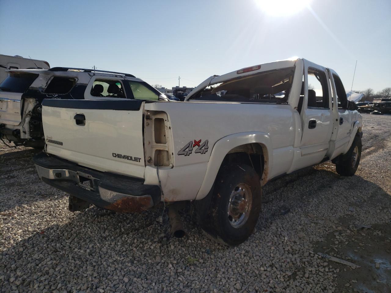 Photo 4 from auction – 2005 CHEVROLET SILVERADO with VIN 1GCHK23235F874000
