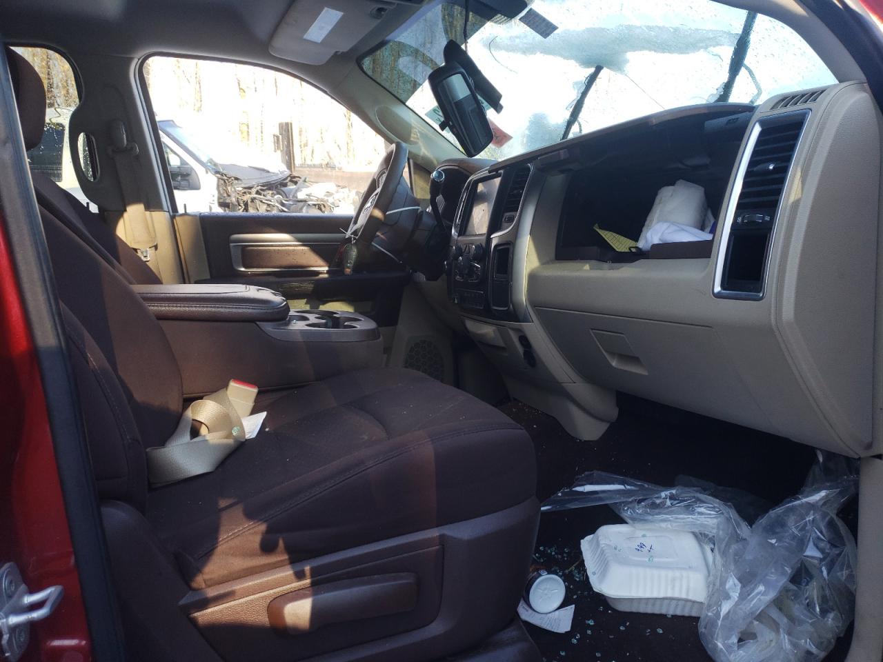Photo 5 from auction – 2014 RAM 2500 SLT with VIN 3C6UR5DL4EG113923