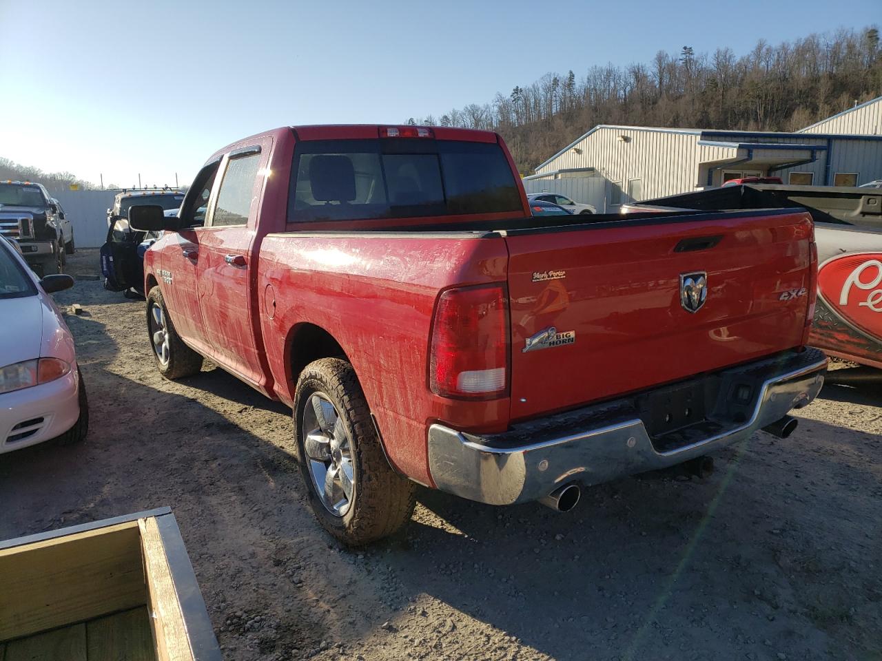 Photo 3 from auction – 2016 RAM 1500 SLT with VIN 3C6RR7LT7GG195216