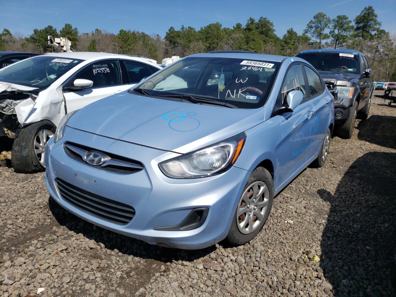 Photo 2 from auction – 2013 HYUNDAI ACCENT GLS with VIN KMHCT4AE8DU318464
