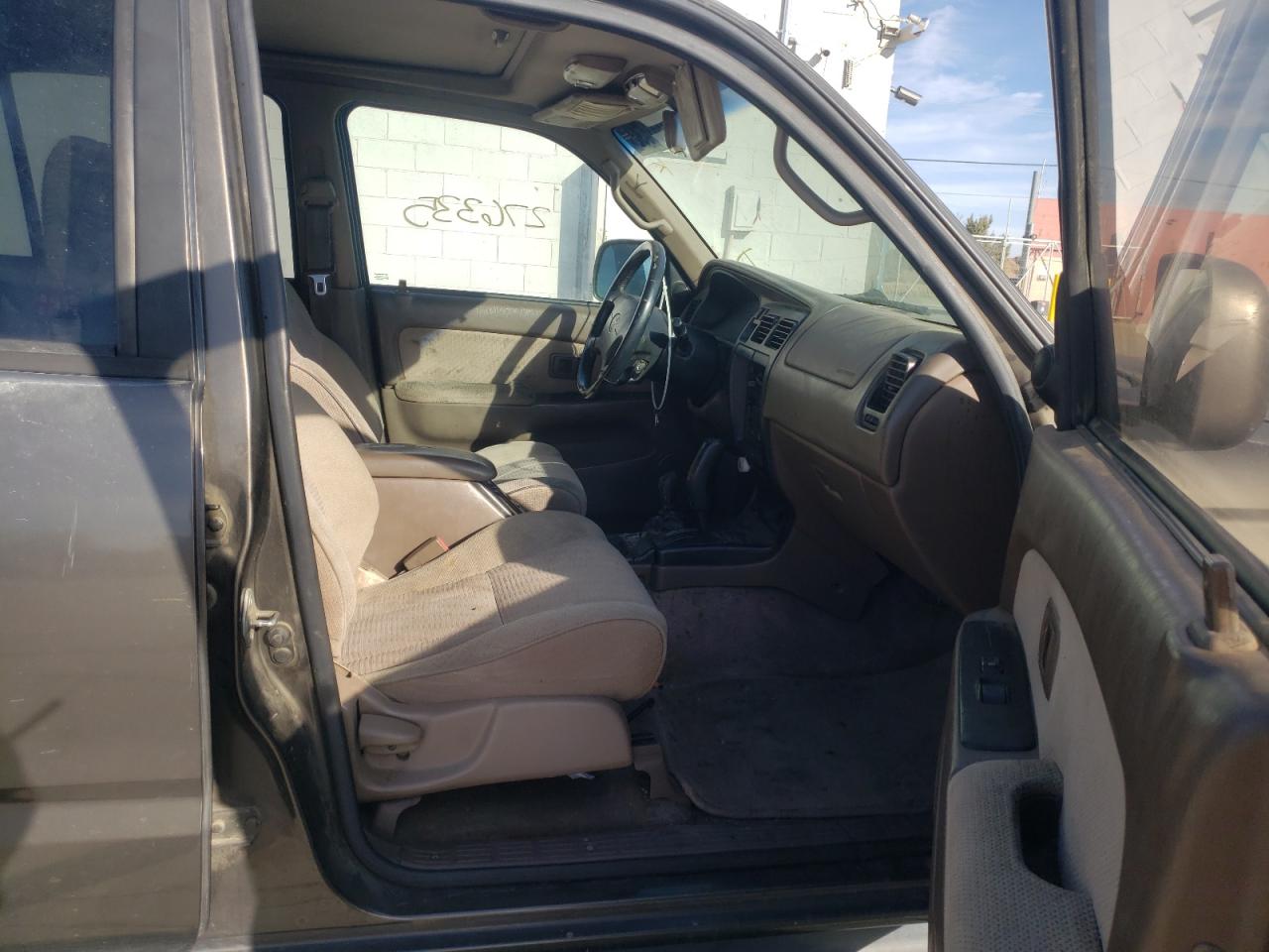 Photo 5 from auction – 1998 TOYOTA 4RUNNER SR with VIN JT3HN86RXW0182876