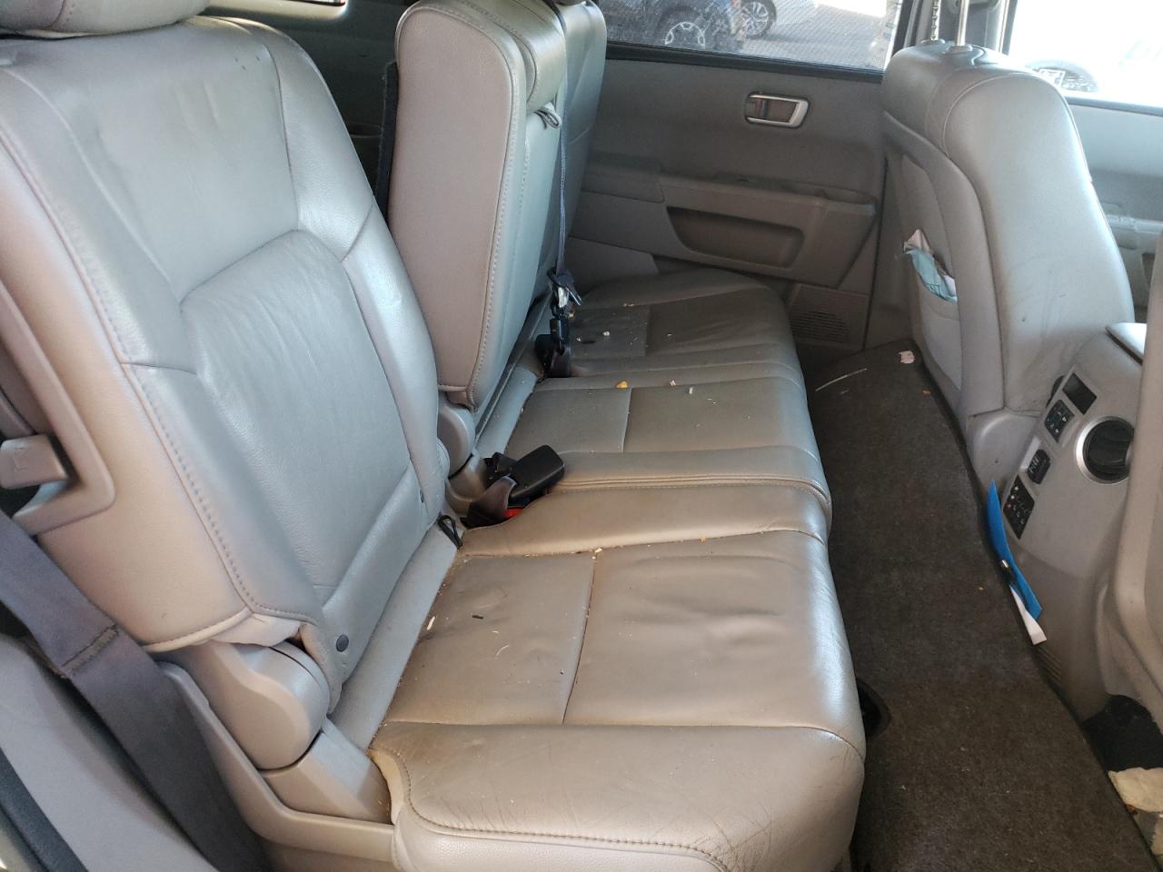 Photo 6 from auction – 2012 HONDA PILOT TOUR with VIN 5FNYF3H91CB031639