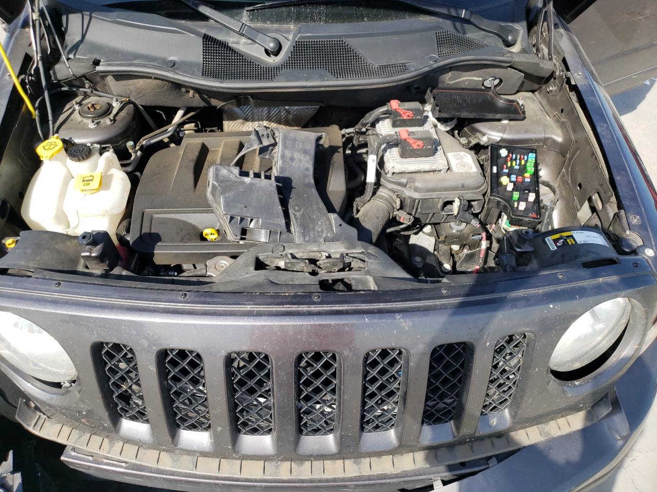 Photo 7 from auction – 2016 JEEP PATRIOT SP with VIN 1C4NJPBB2GD763554